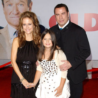 John Travolta, Kelly Preston, Ella Bleu Travolta in "Old Dogs" Los Angeles Premiere - Arrivals