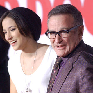 Robin Williams, Zelda Williams in "Old Dogs" Los Angeles Premiere - Arrivals