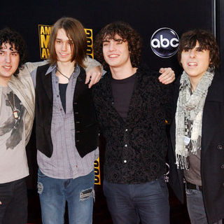 Comic Book Heroes; in 2009 American Music Awards - Arrivals