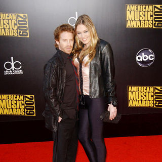 2009 American Music Awards - Arrivals