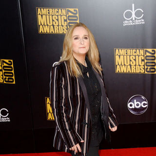 Melissa Etheridge; in 2009 American Music Awards - Arrivals