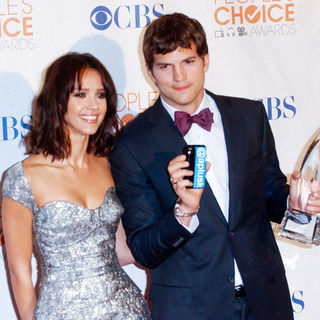 36th Annual People's Choice Awards - Press Room