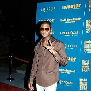 Usher; in 2004 World Music Awards VIP Dinner