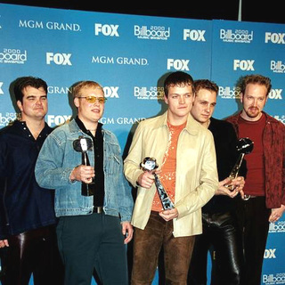 3 Doors Down; in 2000 Billboard Music Awards