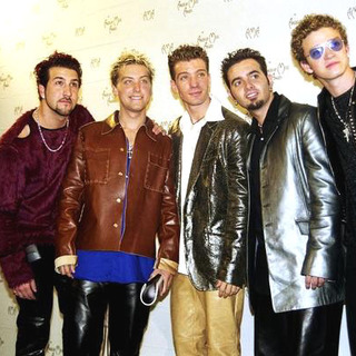 NSYNC in 27th Annual American Music Awards