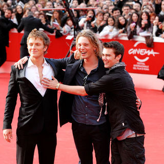 Jamie Campbell Bower, Charlie Bewley, Cameron Bright in 4th Annual Rome International Film Festival - "The Twilight Saga's New Moon" Premiere - Arrivals