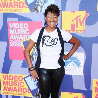 Toccara Jones; in 2008 MTV Video Music Awards - Arrivals