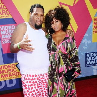 Fatman Scoop;Shaunda; in 2008 MTV Video Music Awards - Arrivals