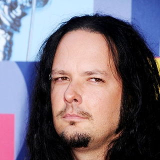 Jonathan Davis; in 2008 MTV Video Music Awards - Arrivals