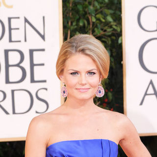 Jennifer Morrison; in 66th Annual Golden Globes - Arrivals