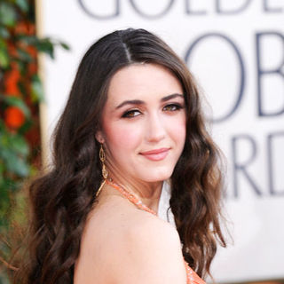 Madeline Zima; in 66th Annual Golden Globes - Arrivals