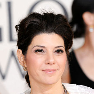 Marisa Tomei; in 66th Annual Golden Globes - Arrivals