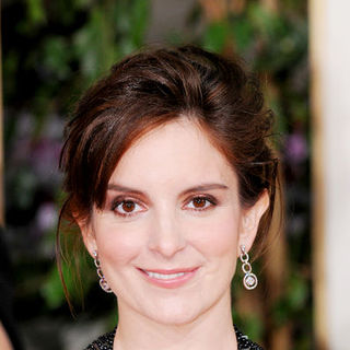 Tina Fey; in 66th Annual Golden Globes - Arrivals
