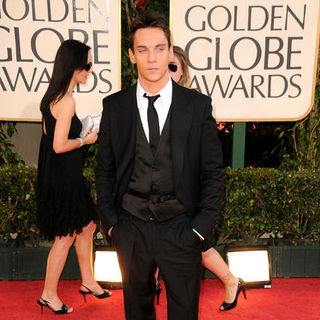 Jonathan Rhys-Meyers; in 66th Annual Golden Globes - Arrivals