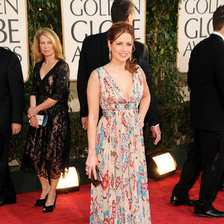 Jenna Fischer; in 66th Annual Golden Globes - Arrivals