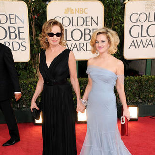 Jessica Lange;Drew Barrymore; in 66th Annual Golden Globes - Arrivals