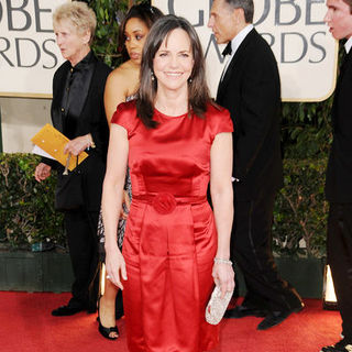 66th Annual Golden Globes - Arrivals