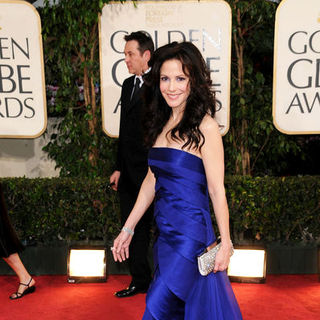 Mary-Louise Parker; in 66th Annual Golden Globes - Arrivals