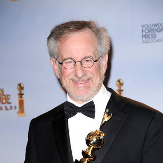 Steven Spielberg; in 66th Annual Golden Globes - Press Room