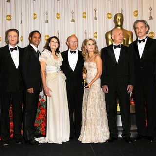 Christopher Walken, Cuba Gooding Jr., Sally Ledger, Kim Ledger, Kate Ledger, Alan Arkin, Kevin Kline, Joel Grey in 81st Annual Academy Awards - Press Room