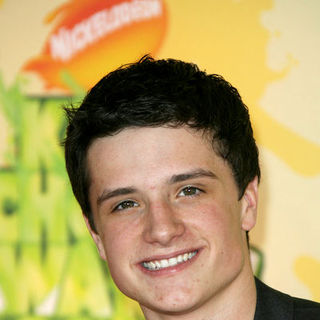 Josh Hutcherson in Nickelodeon's 2009 Kids' Choice Awards - Arrivals