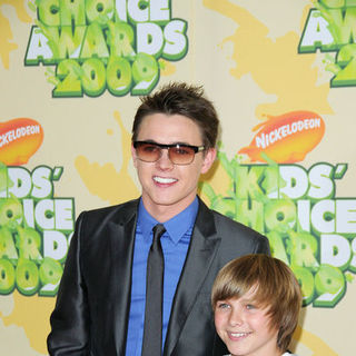 Jesse McCartney; in Nickelodeon's 2009 Kids' Choice Awards - Arrivals