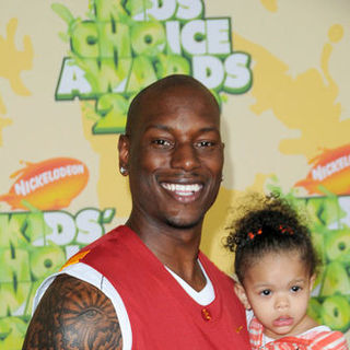 Tyrese Gibson; in Nickelodeon's 2009 Kids' Choice Awards - Arrivals