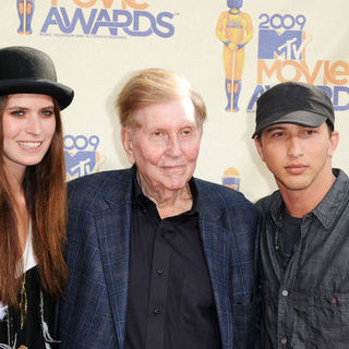 Sumner Redstone; in 18th Annual MTV Movie Awards - Arrivals