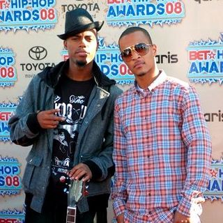 T.I., B.o.B in 2008 BET Hip Hop Awards - Arrivals