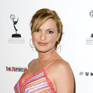 Mariska Hargitay; in The 57th Annual Primetime Emmy Awards Nominee Reception - Arrivals