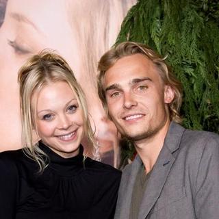 Alexandra Holden;Joey Kern; in Just Friends Los Angeles Premiere - Arrivals