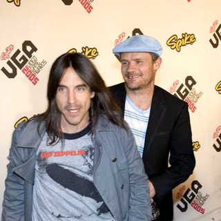 Anthony Kiedis, Flea in 2005 Spike TV Video Game Awards - Arrivals