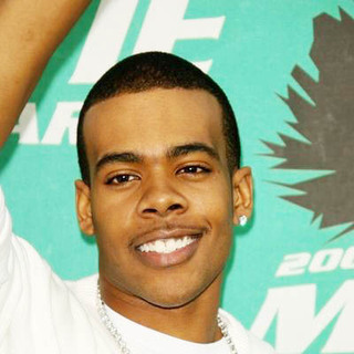 Mario; in 2006 MTV Movie Awards - Arrivals