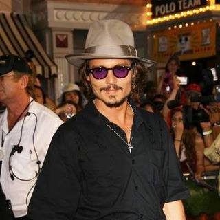 Johnny Depp; in Pirates Of The Caribbean: Dead Man's Chest World Premiere - Arrivals