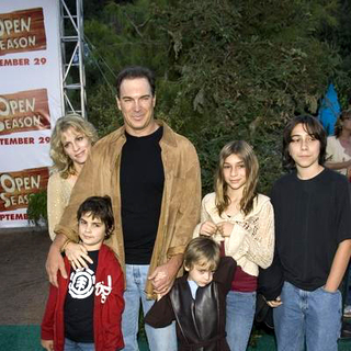 Patrick Warburton in Open Season Los Angeles Premiere - Red Carpet