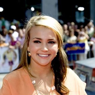 Jamie Lynn Spears in Nancy Drew World Premiere