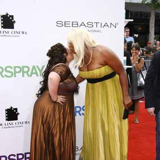 Nikki Blonski;Queen Latifah; in Los Angeles Premiere of HAIRSPRAY