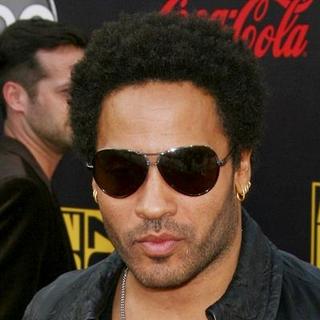 Lenny Kravitz in 2007 American Music Awards - Red Carpet