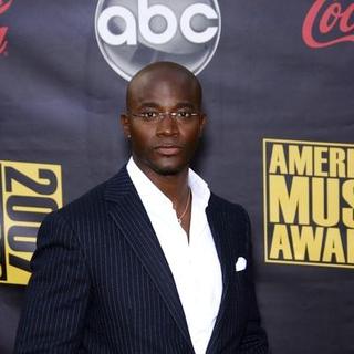 Taye Diggs; in 2007 American Music Awards - Red Carpet