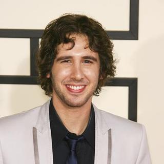 Josh Groban; in 50th Annual GRAMMY Awards - Arrivals
