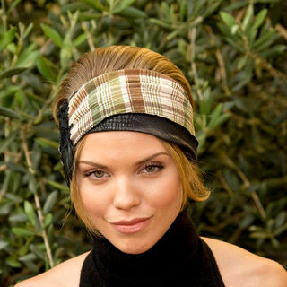 AnnaLynne McCord; in "You're Gotta Have Heart" Benefit to Raise Awareness About Heart Desease in Women