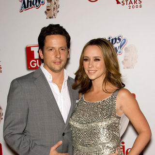 Jennifer Love Hewitt;Ross McCall; in TV Guide's Sexiest Stars Party 2008