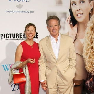 Annette Bening, Warren Beatty in "The Women" Los Angeles Premiere - Arrivals