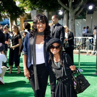 "Madagascar: Escape 2 Africa" Los Angeles Premiere - Arrivals