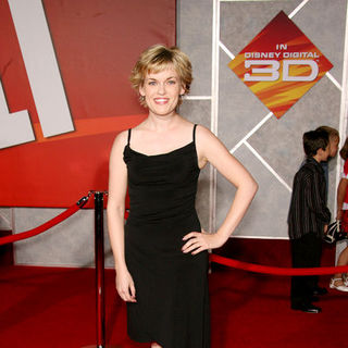 Kari Wahlgren; in "Bolt" World Premiere - Arrivals
