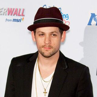 Joel Madden; in Children Mending Hearts - Arrivals