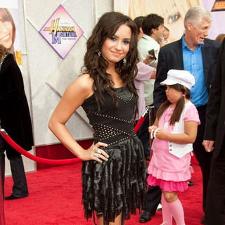Demi Lovato; in "Hanna Montana: The Movie" World Premiere - Arrivals