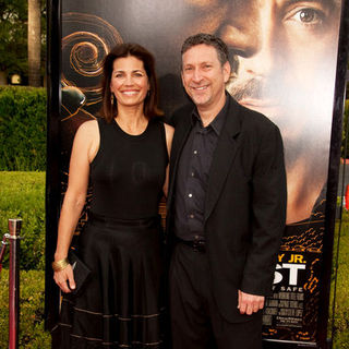 Susannah Grant;Russ Krasnoff; in "The Soloist" Los Angeles Premiere - Arrivals