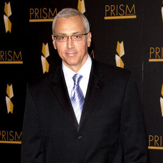 Dr. Drew Pinsky; in 2009 PRISM Awards - Arrivals
