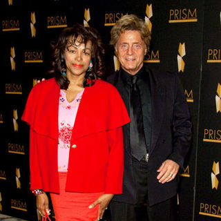 Shadoe Stevens; in 2009 PRISM Awards - Arrivals